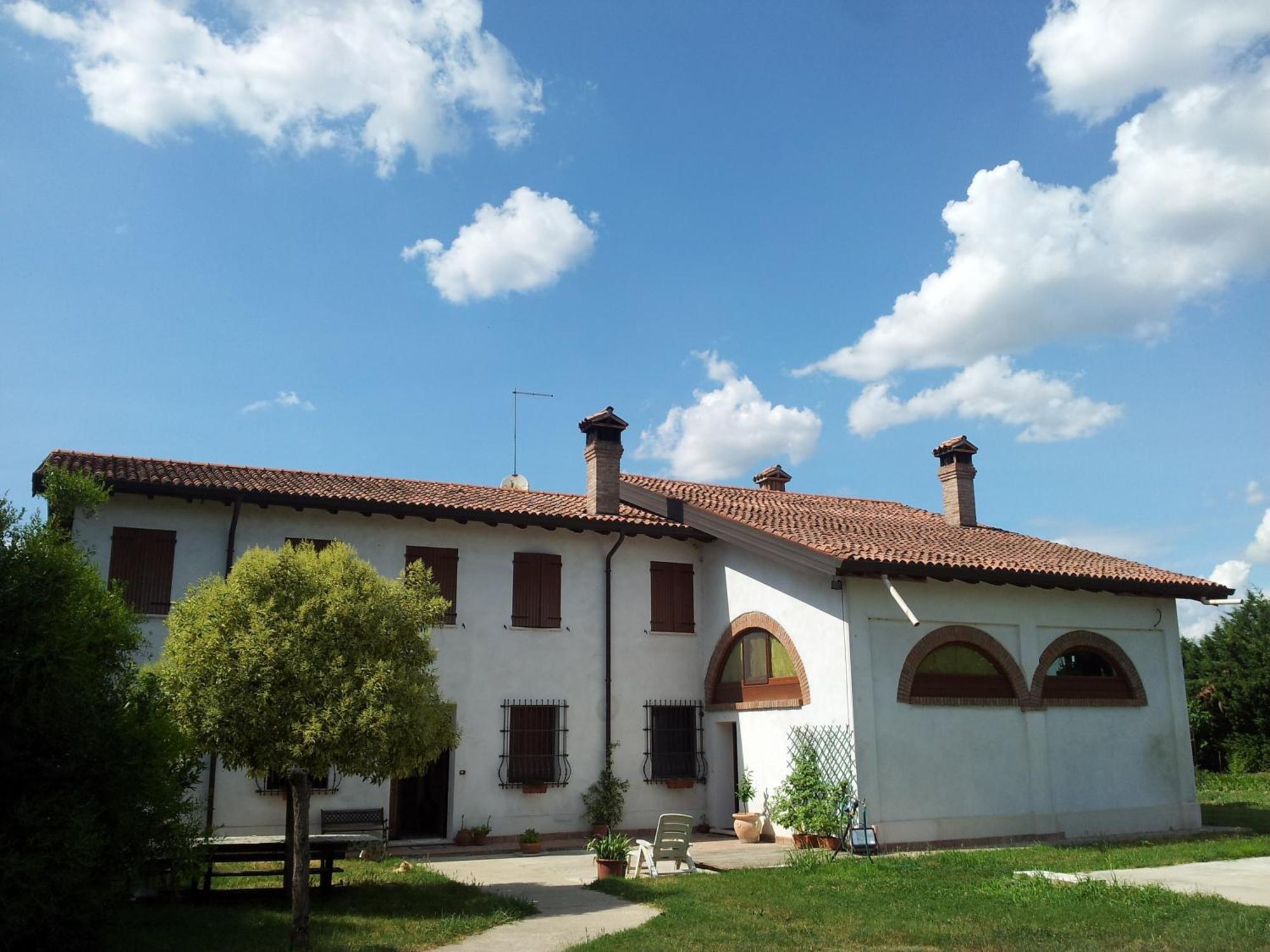 Bb Parco Del Mincio Bed and Breakfast Virgilio Buitenkant foto